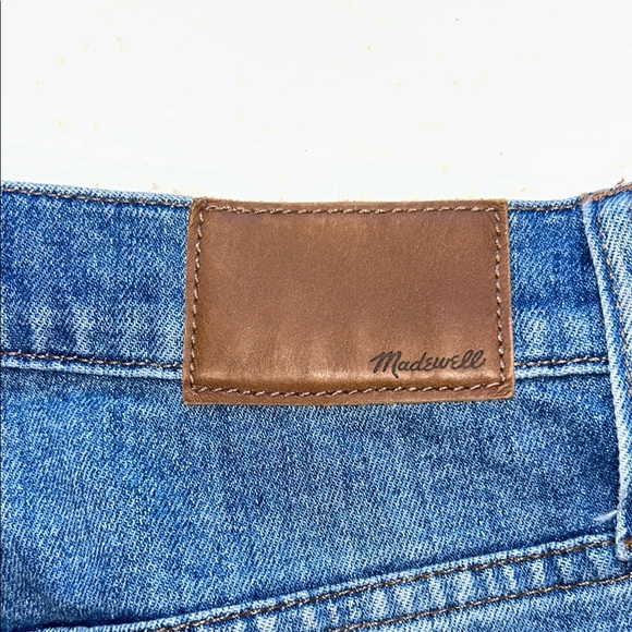 NWOT Madewell Classic Blue Straight Leg Jeans - Picture 12 of 12